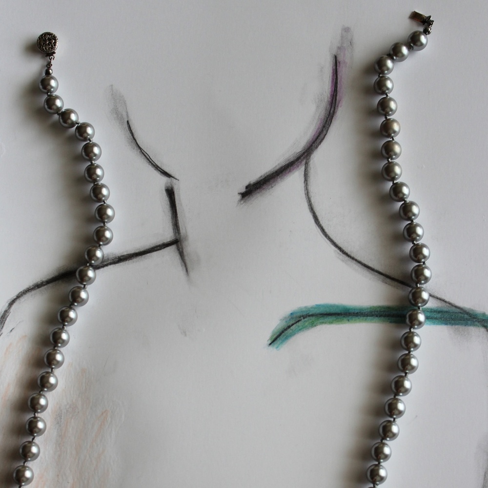 Etta Light Grey Pearl Necklace
